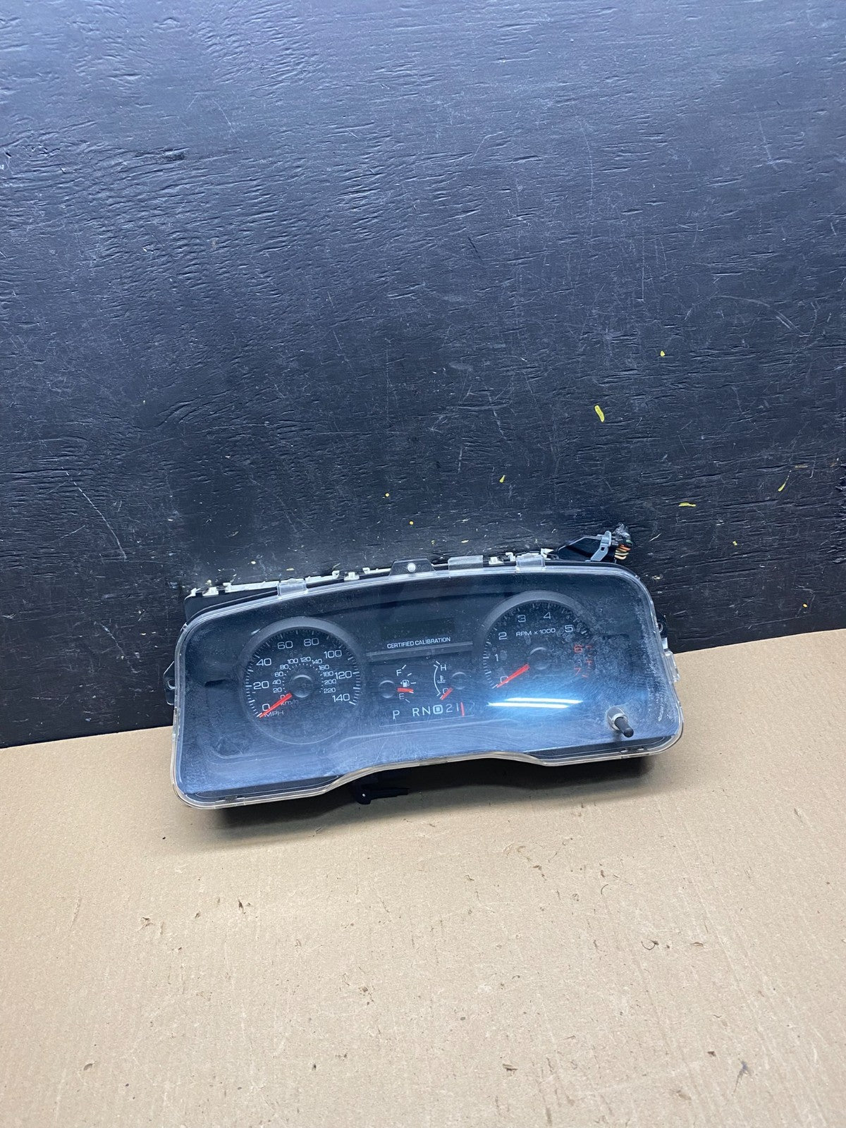 2009 to 2010 Mercury Grand Marquis Speedometer Cluster Gauge Oem Q6986 DG0