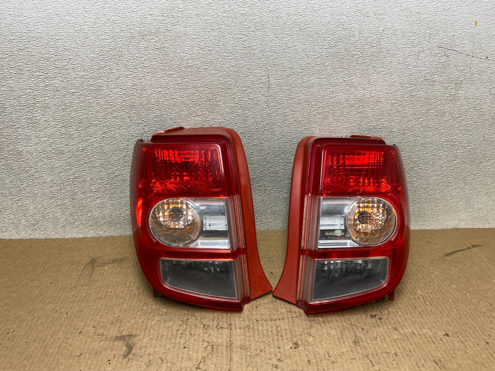2008 - 2014 Scion XD Left+Right Set Side Tail Light OEM W5392 DG0