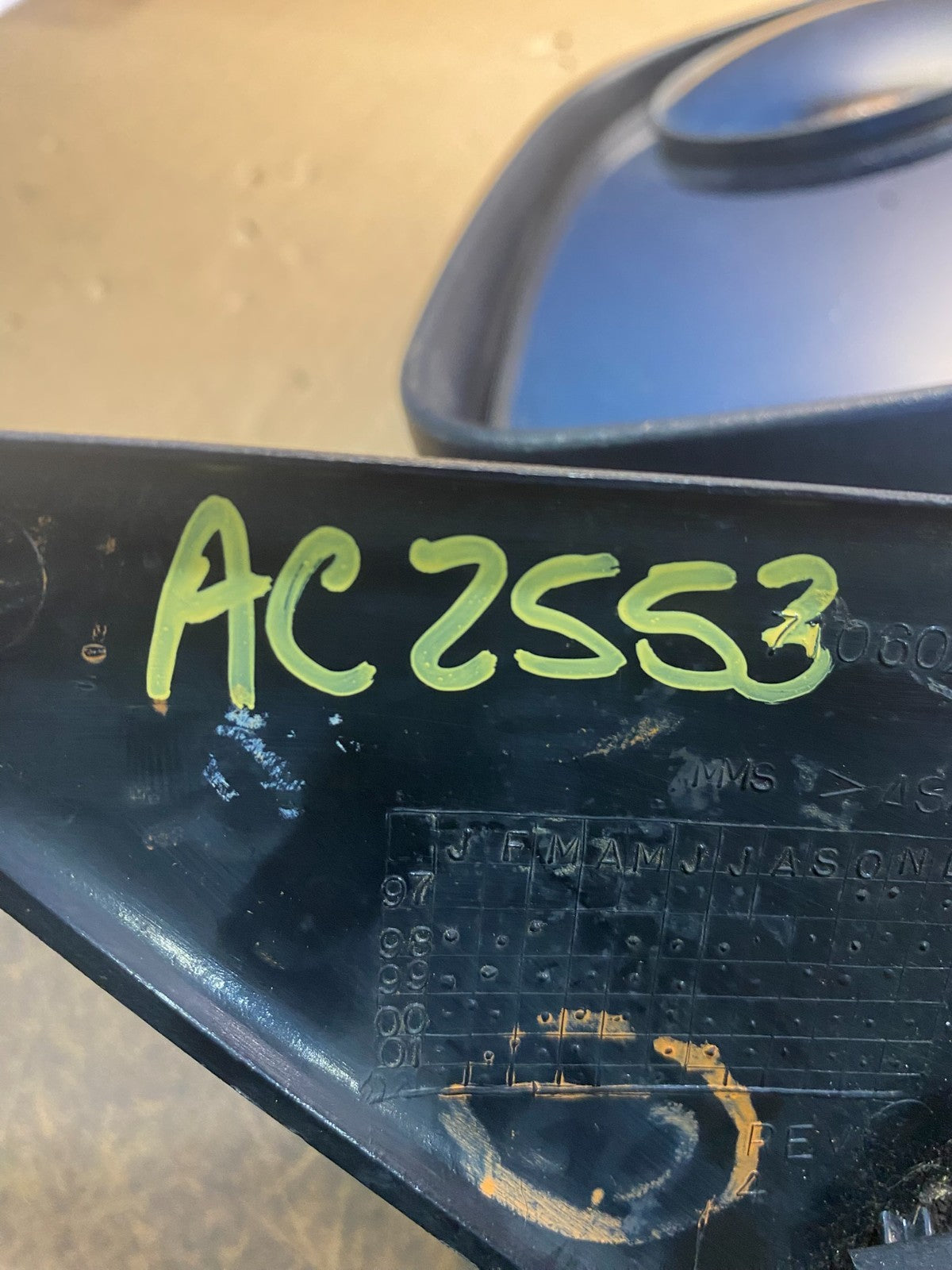 1999-2004 Jeep Grand Cherokee Right Passenger Power Door Mirror AC2553 DG11
