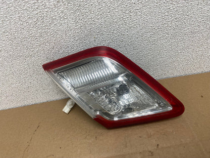 2010-2011 Toyota Camry Hybrid Left Driver LH Side Inner Tail Light Oem AB6155 LK0
