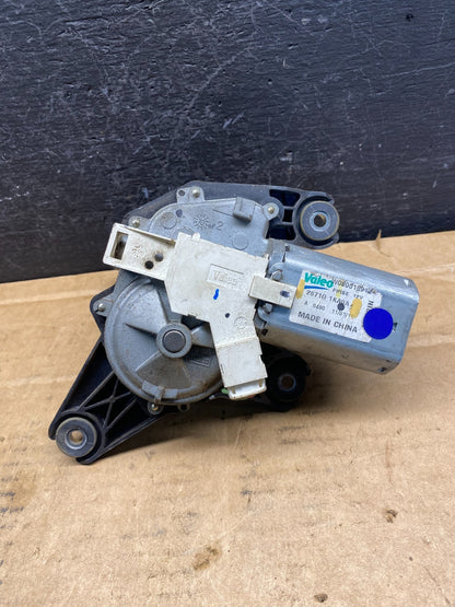 2011 to 2014 Nissan Juke Rear Windshield Washer Wiper Motor AD7599 DG4