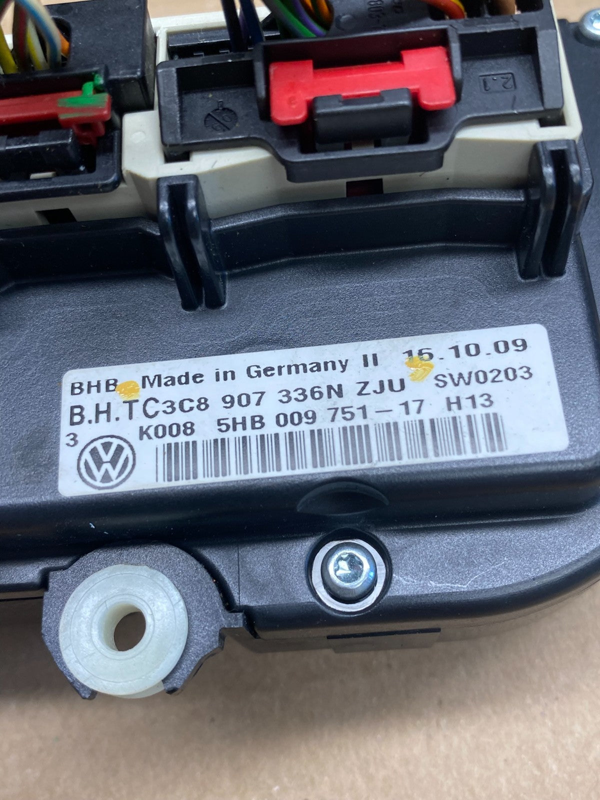 2009-2011 Volkswagen Tiguan Front Center Console Climate Control AF6548 DG4