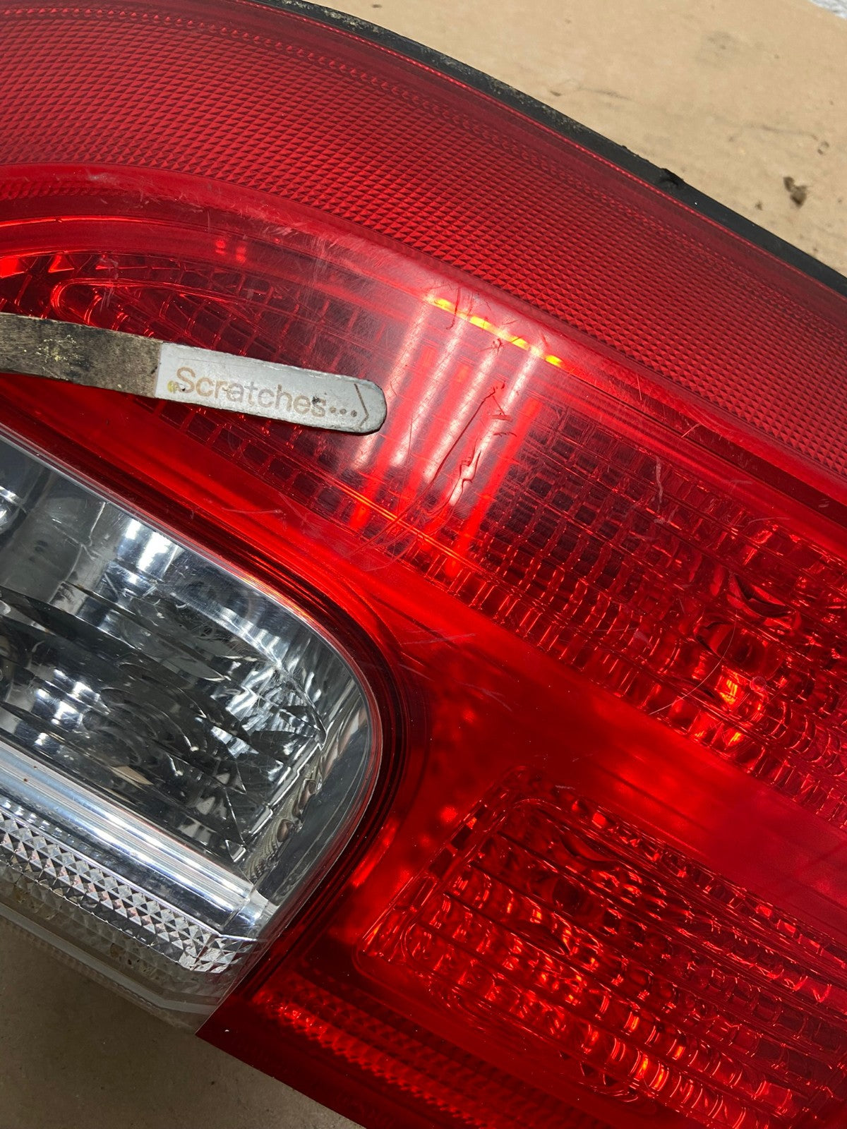 2010 - 2017 GMC Terrain Tail Light Inner Right Passenger Rh AI0937 LK3