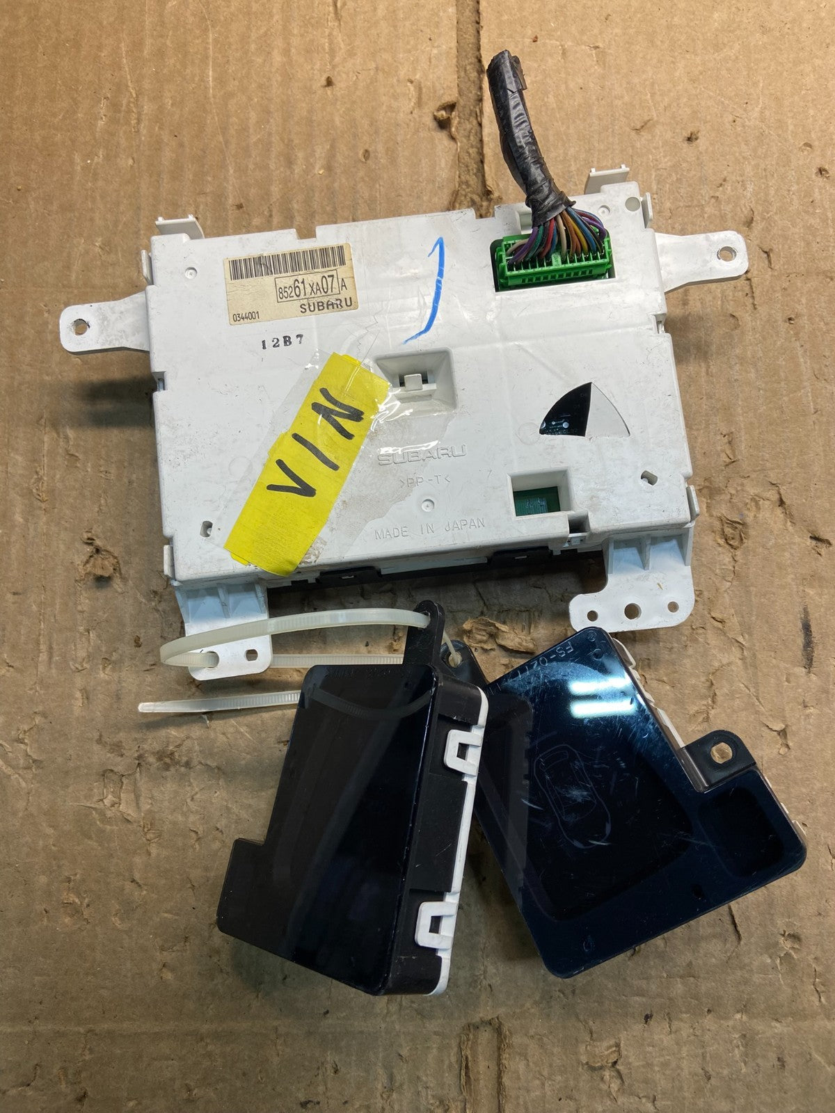 2008 2014 Subaru Tribeca Radio Player Information Screen Display Oem Y7506  DG5