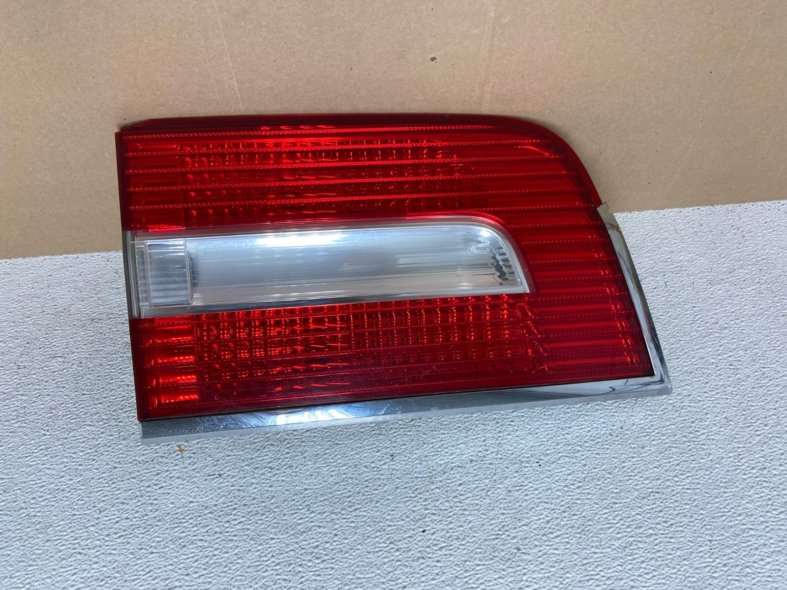 2007 to 2014 Lincoln Navigator Left Driver LH Side Tail Light Inner AE6622 LK0