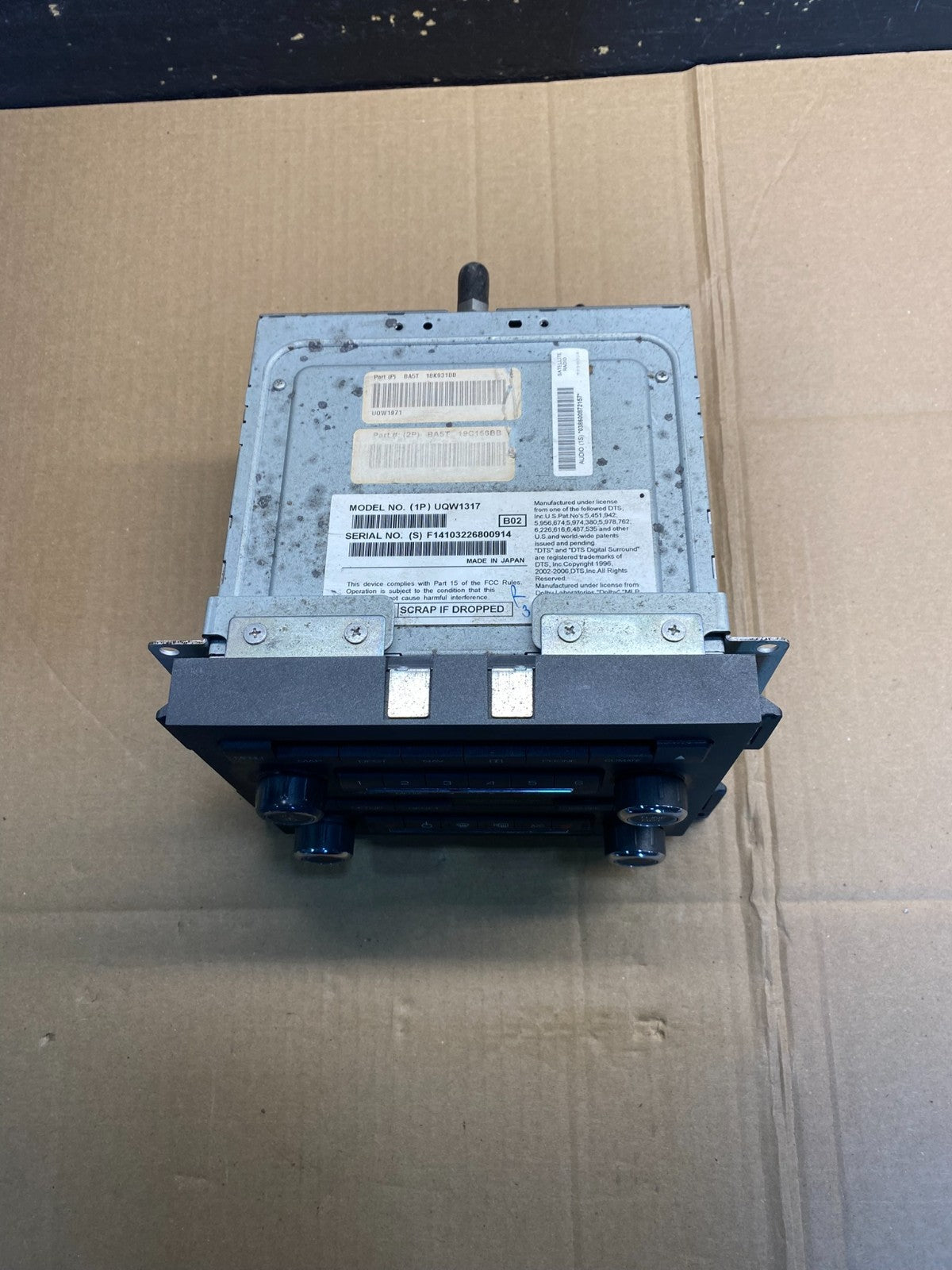 2011-2012 Lincoln MKS AM FM MP3 SAT Radio Receiver Climate Control Oem AA7293 DG3