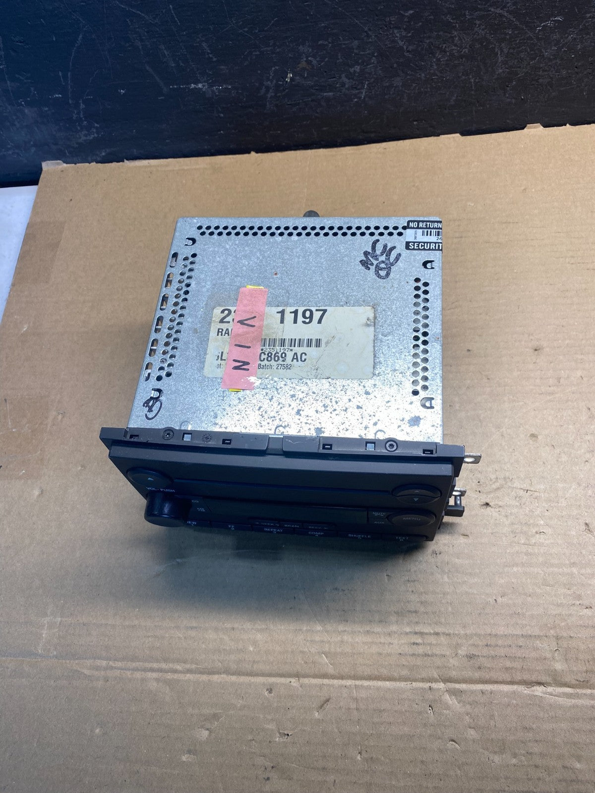 2004 to 2008 Ford F150 Mustang Radio Stereo Audio AM/FM AC6855 DG3