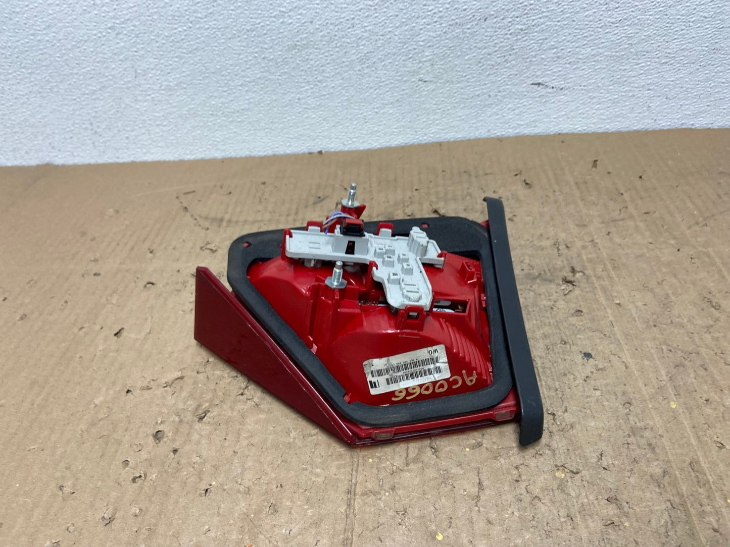 2012 to 2015 Volkswagen Passat Left Driver Lh Inner Tail light Oem AC0066 LK5