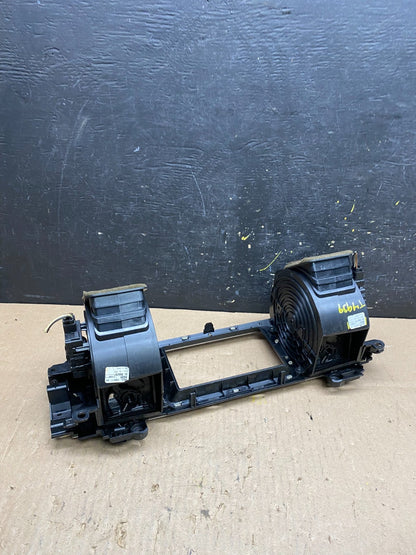 2008 to 2015 Jaguar XF Jaguar XF Center Radio Bezel Dash Air Vent t4939 DG3