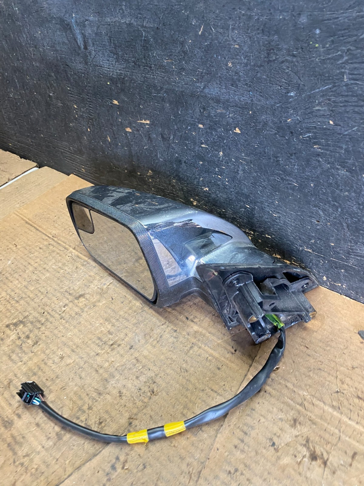 2010 to 2015 Chevrolet Equinox Left Side Heated View Door Mirror OEM Q8613 DG10