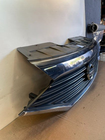 2011 to 2017 Nissan Quest Front Upper Grill Grille AH0410 DG2