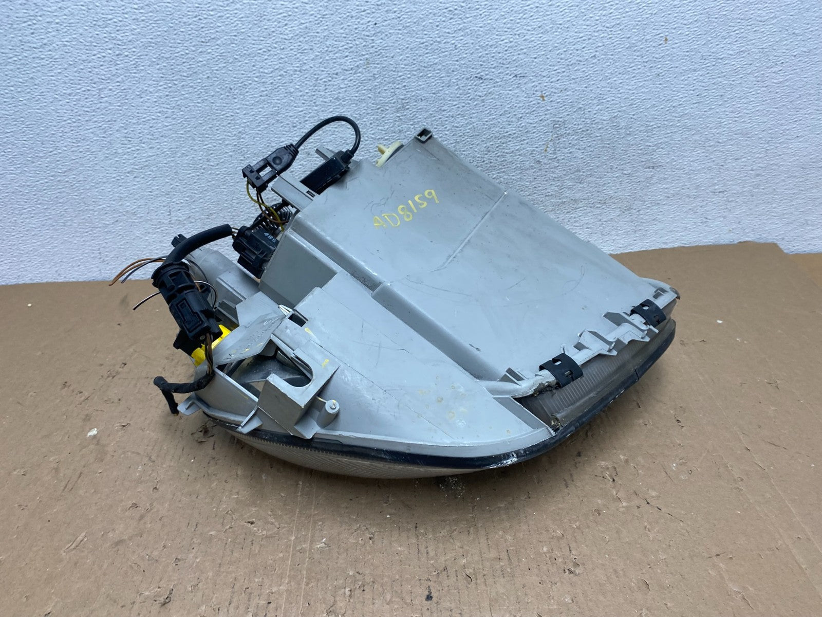 1997-2004 Mercedes R170 SLK230 SLK320 Left Driver LH Headlight Halogen AD8159 DW7