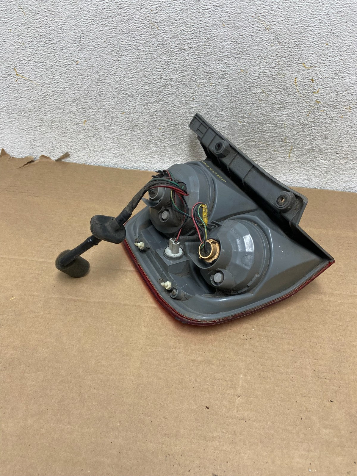 2003 2004 2005 Honda Pilot Left Driver LH Side Tail Light AH3089 DW4