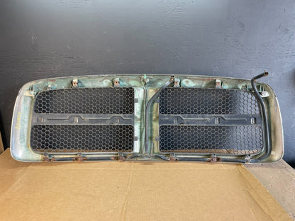 2002 to 2005 Dodge Ram 1500 Upper Front Grill Grille ae0825 DG3
