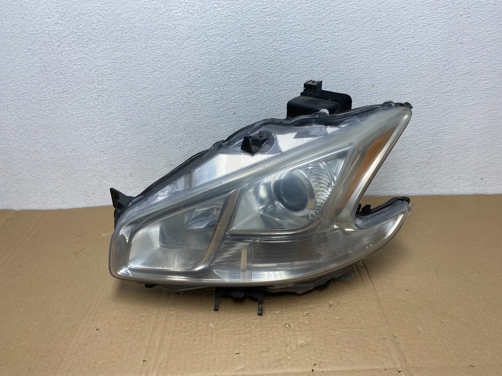 2009-2014 Nissan Maxima Headlight Left Driver Side Xenon HID OEM AC3771 DW0