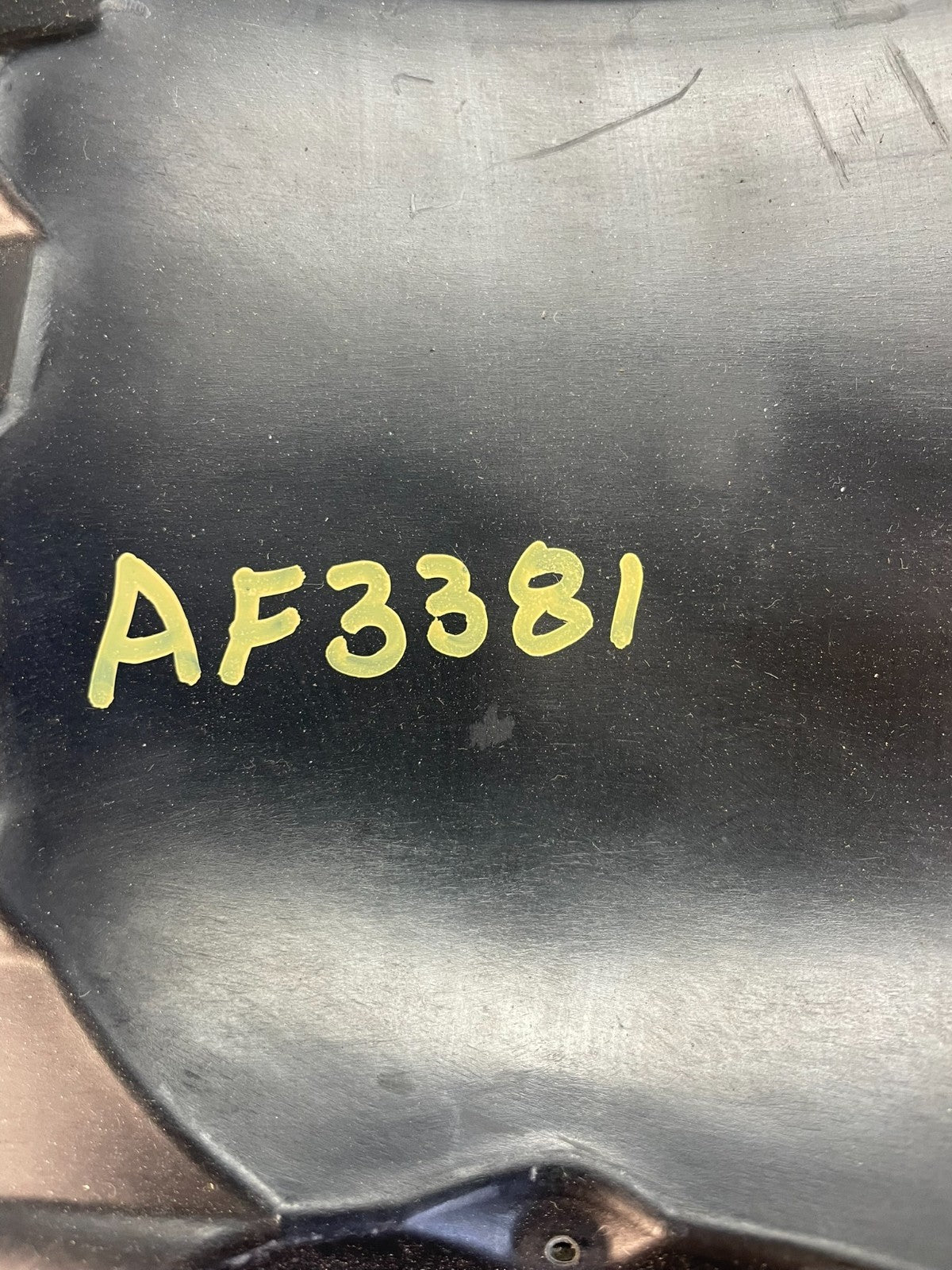 2010 to 2018 Mercedes-Benz Sprinter 2500 3.0L Air Cleaner Box AF3381 DW6