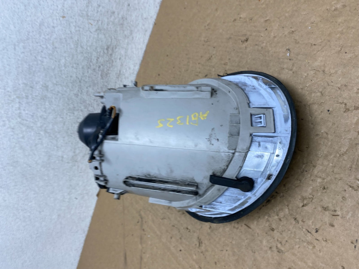 1998 to 2005 Volkswagen Beetle Left Driver LH Side Headlight AG1325 DW6