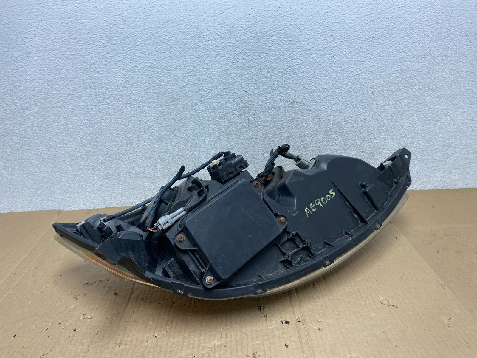 2006 to 2010 Toyota Sienna Left Driver Lh Side Headlight Xenon AE9005 DW10