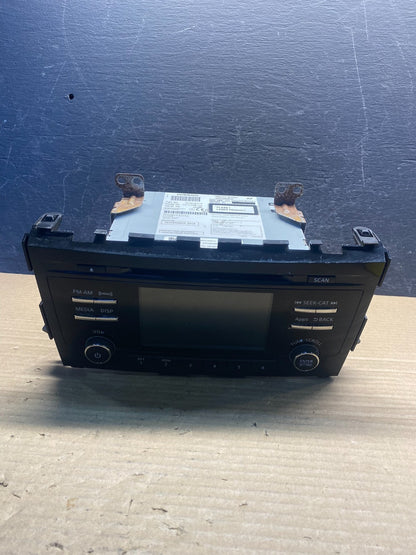 2013 to 2015 Nissan Altima Radio Screen Receiver AM-FM CD Player AF3875 DW0