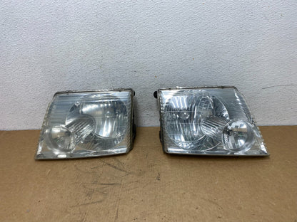 2006 2007 2008 2009 2010 Ford Explorer Left+Right Set Headlights AD6335 DG0