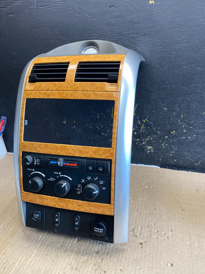 2007-2009 Chrysler Aspen Heat Climate Temperature Control Radio Bezel ab2233 DG1