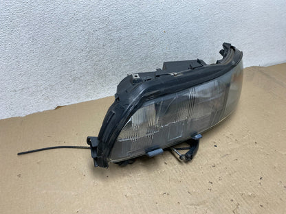 2001 2002 2003 2004 Volvo V70 XC70 Left Driver Side Headlight TYC AG6924 DW2