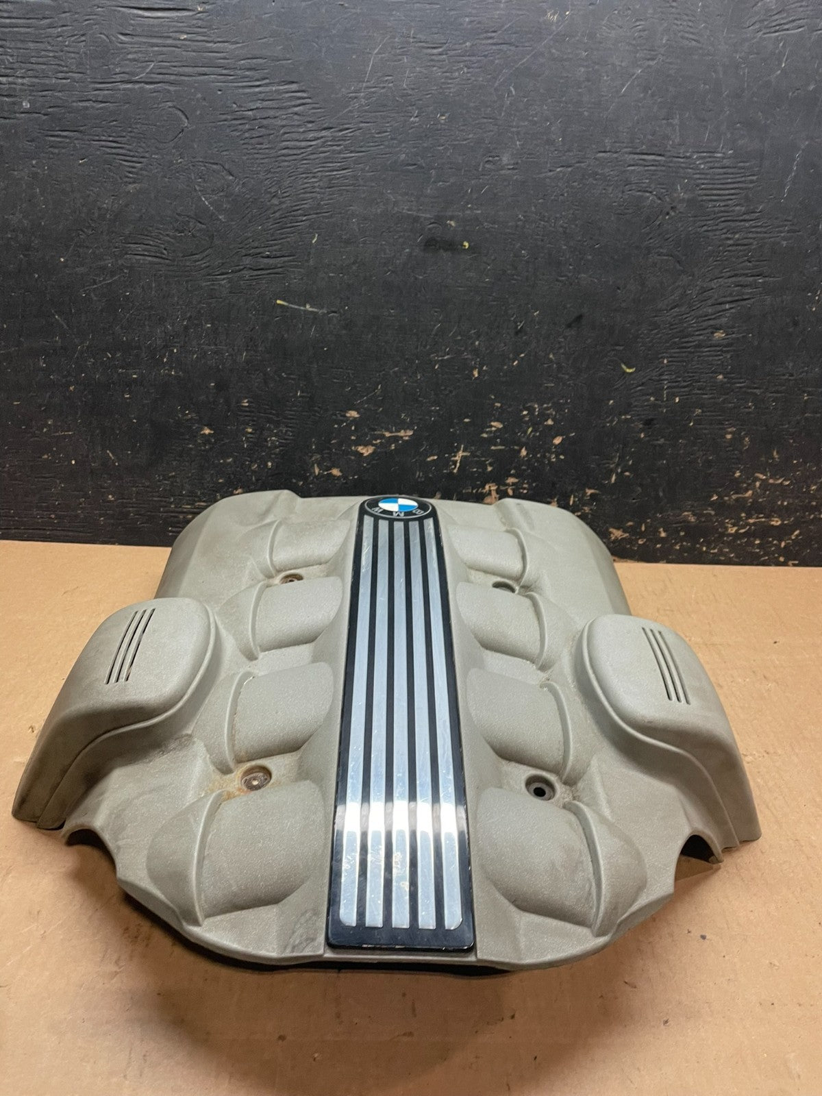 2004 - 2006 BMW E63 E66 745i 745LI Plastic Engine Cover Shield OEM aa2329 DG4