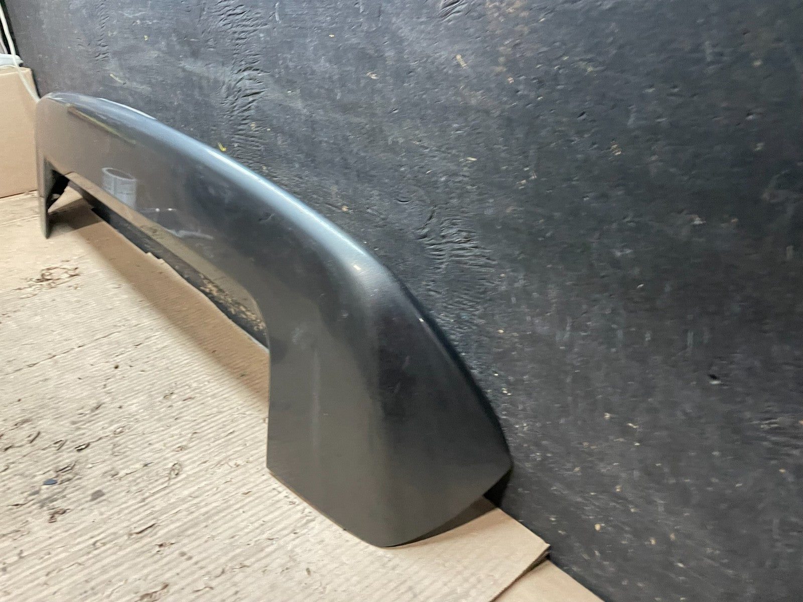 2008 to 2014 Subaru Tribeca Rear Spoiler Wing V6785 DG1