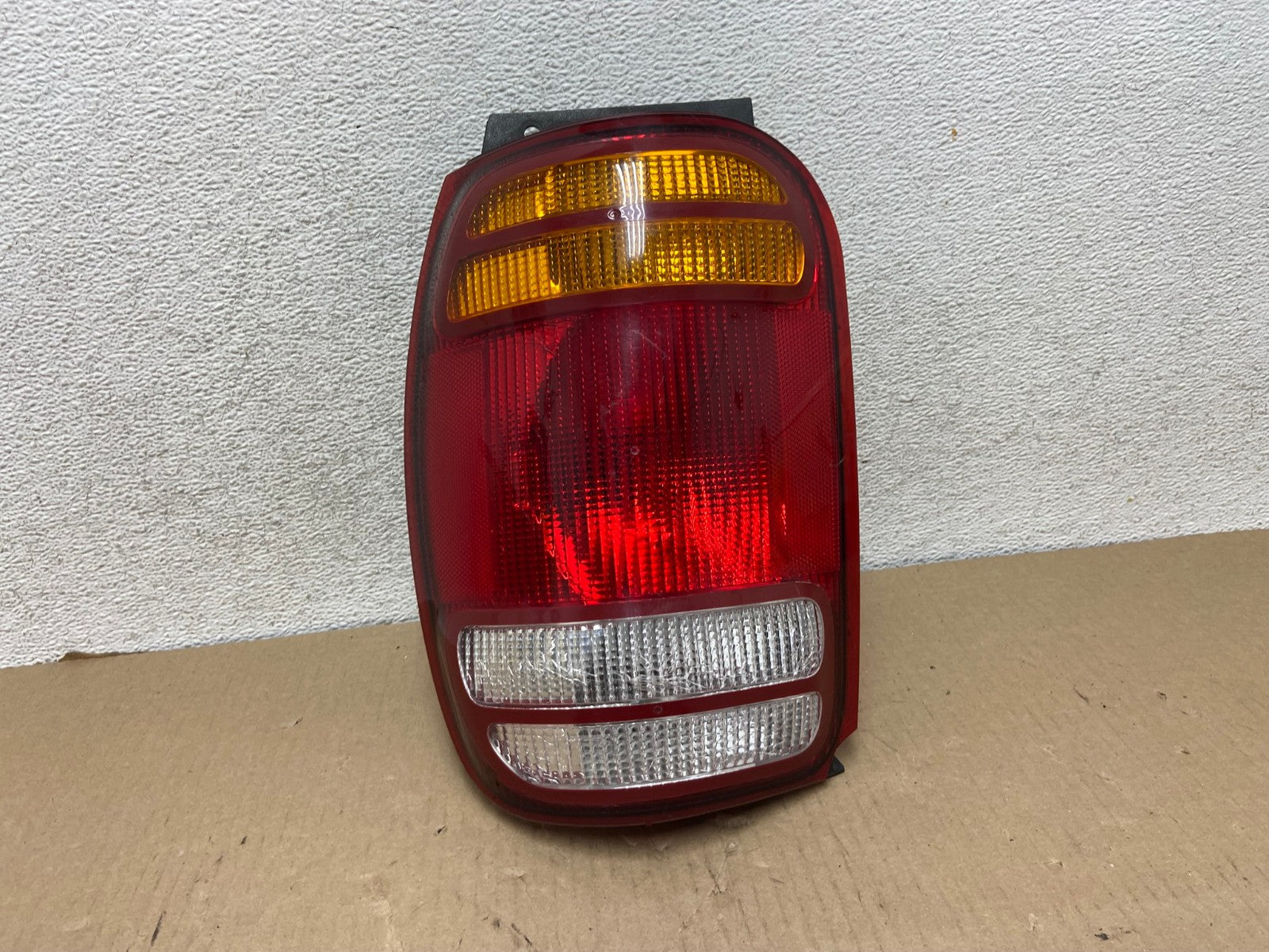 1998 to 2001 Ford Explorer Left Driver Side Tail light AG7936 LK0