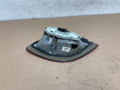 2003-2006 Mercedes E-Class W211 Right Passenger Inner Tail Light AG5763 DW4