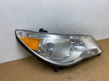 2009 to 2014 Volkswagen Routan Right Passenger Halogen Headlight AD5236 DW2