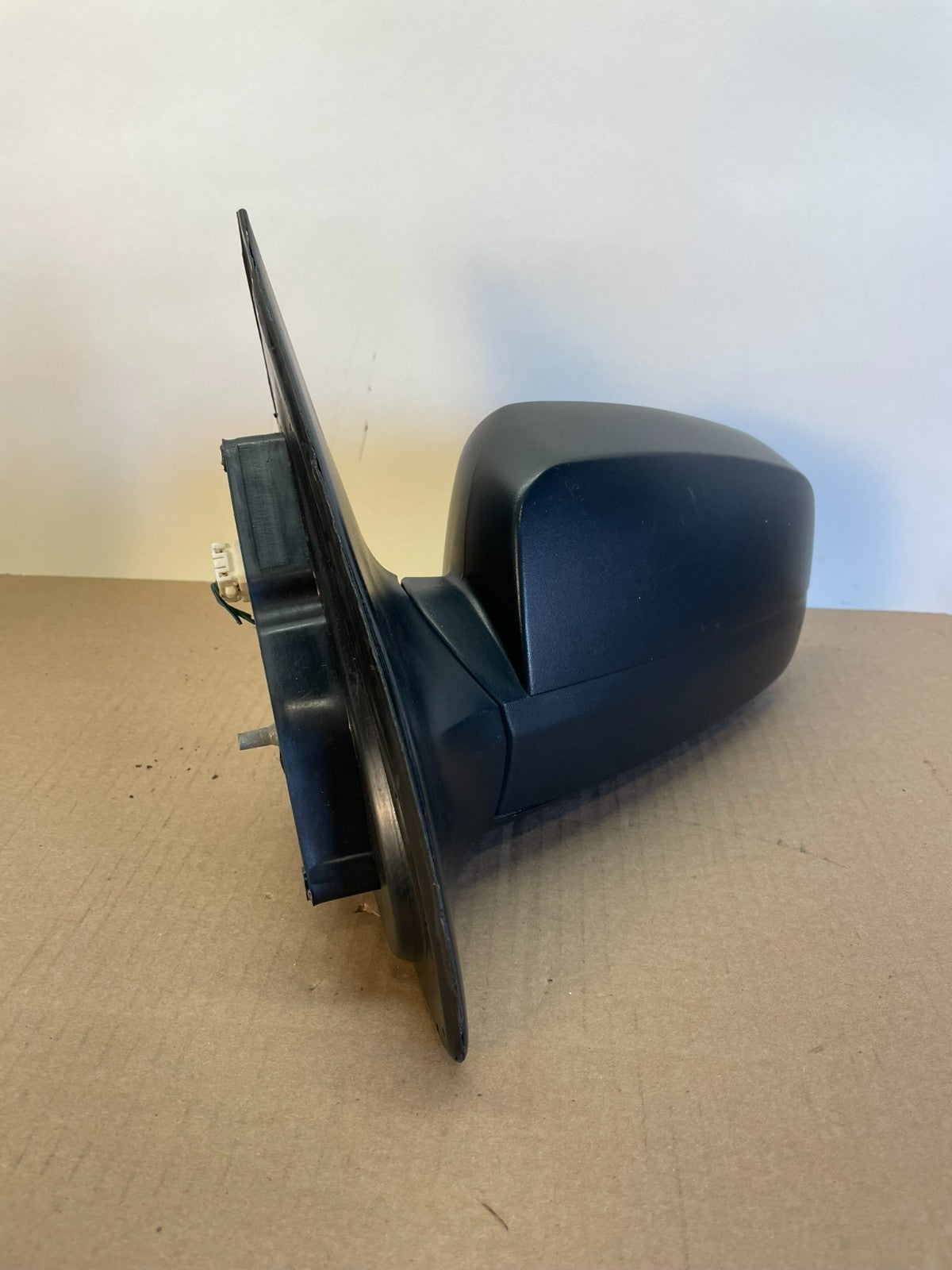 2003 to 2009 Kia Sorento Left Driver LH Door Mirror AH0427 DG1