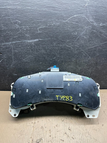 2002 GMC Yukon Speedometer Cluster Gauge Oem X0817 DG6