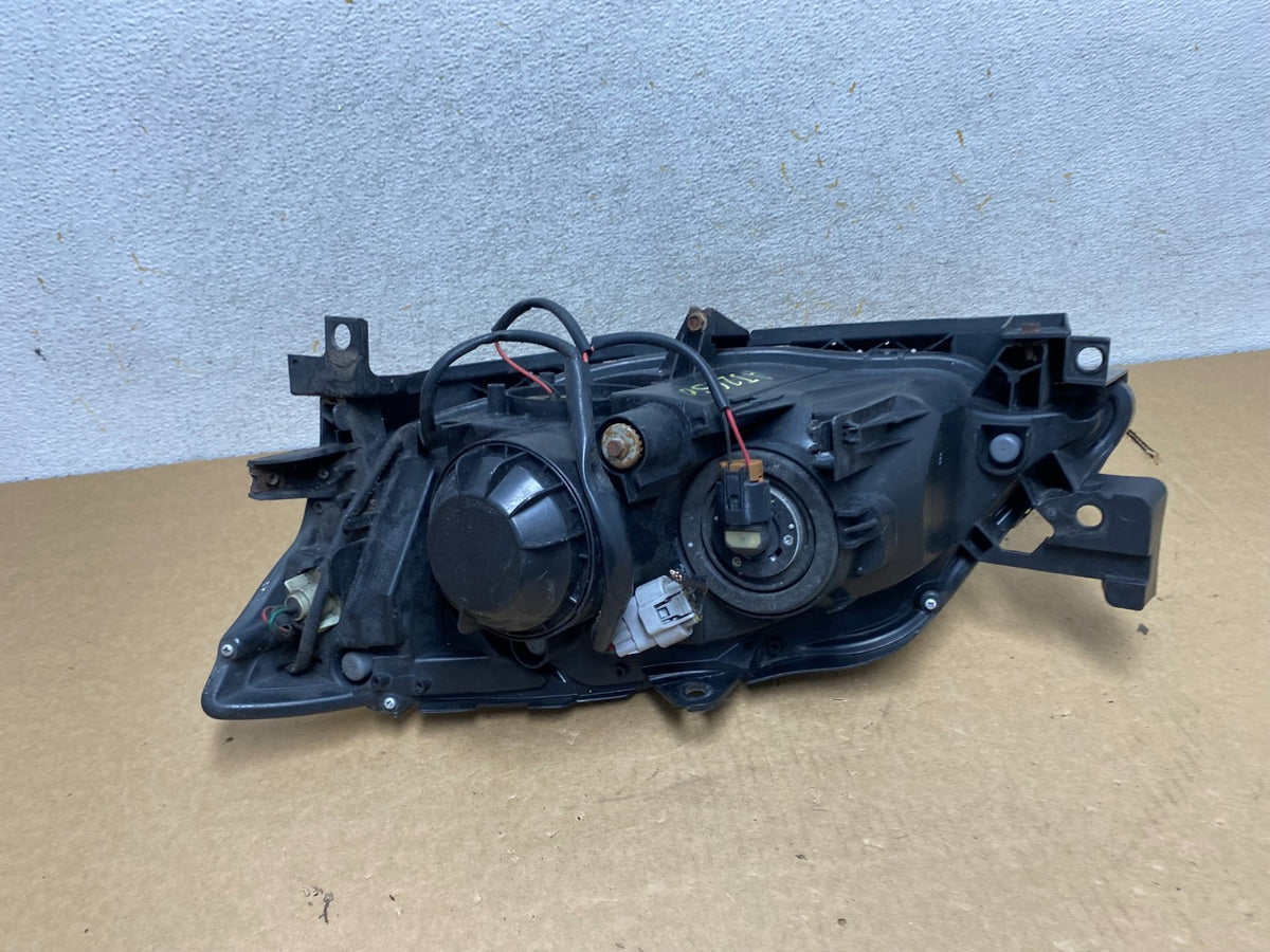 2008 to 2011 Subaru Impreza Right Passenger Side Halogen Headlight AI2650 DW4