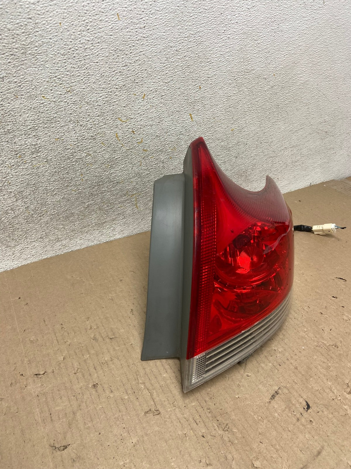 2009 to 2012 Toyota Venza Right Passenger RH Side Tail Light AH6853 LK2