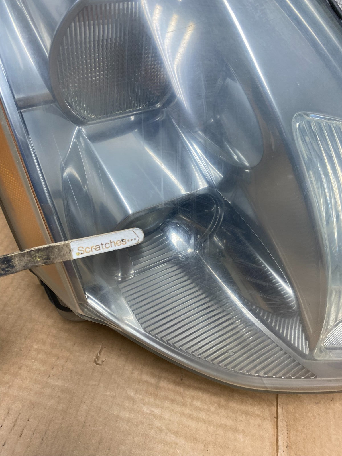 2004 2005 2006 Nissan Maxima Right Passenger Side Headlight Halogen AI3745 DW3