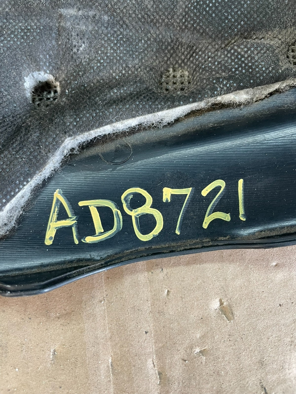 2014 to 2017 Mazda 6 SkyActiv Engine Cover Top Lid Cover AD8721 DG5
