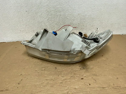 2003 to 2008 Toyota Matrix Right Passenger RH Side Halogen Headlight AG8300 DW7
