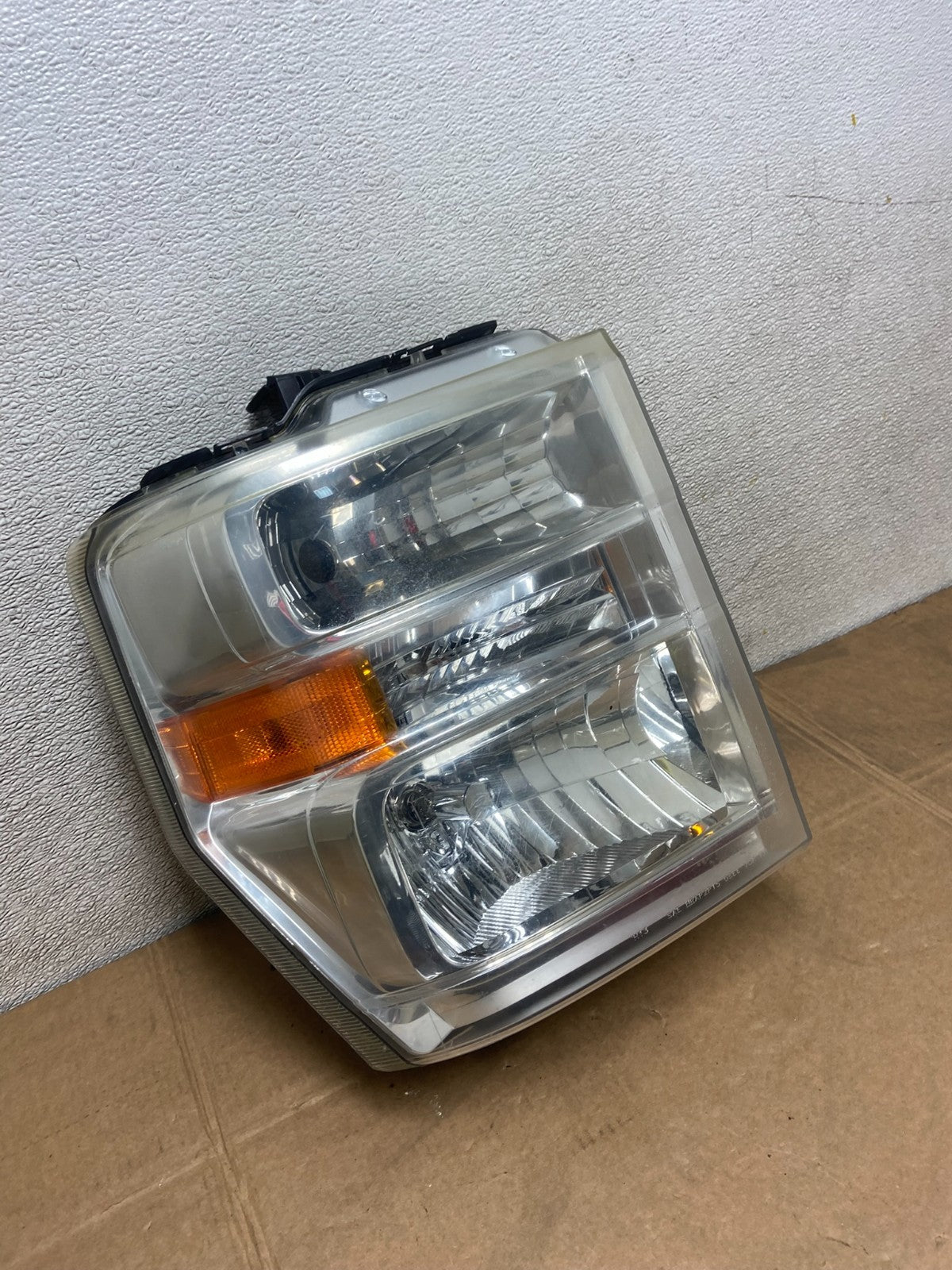 2008-2014 Ford Econoline E150 E250 E350 Right Passenger Headlight Oem Y5085 DW2
