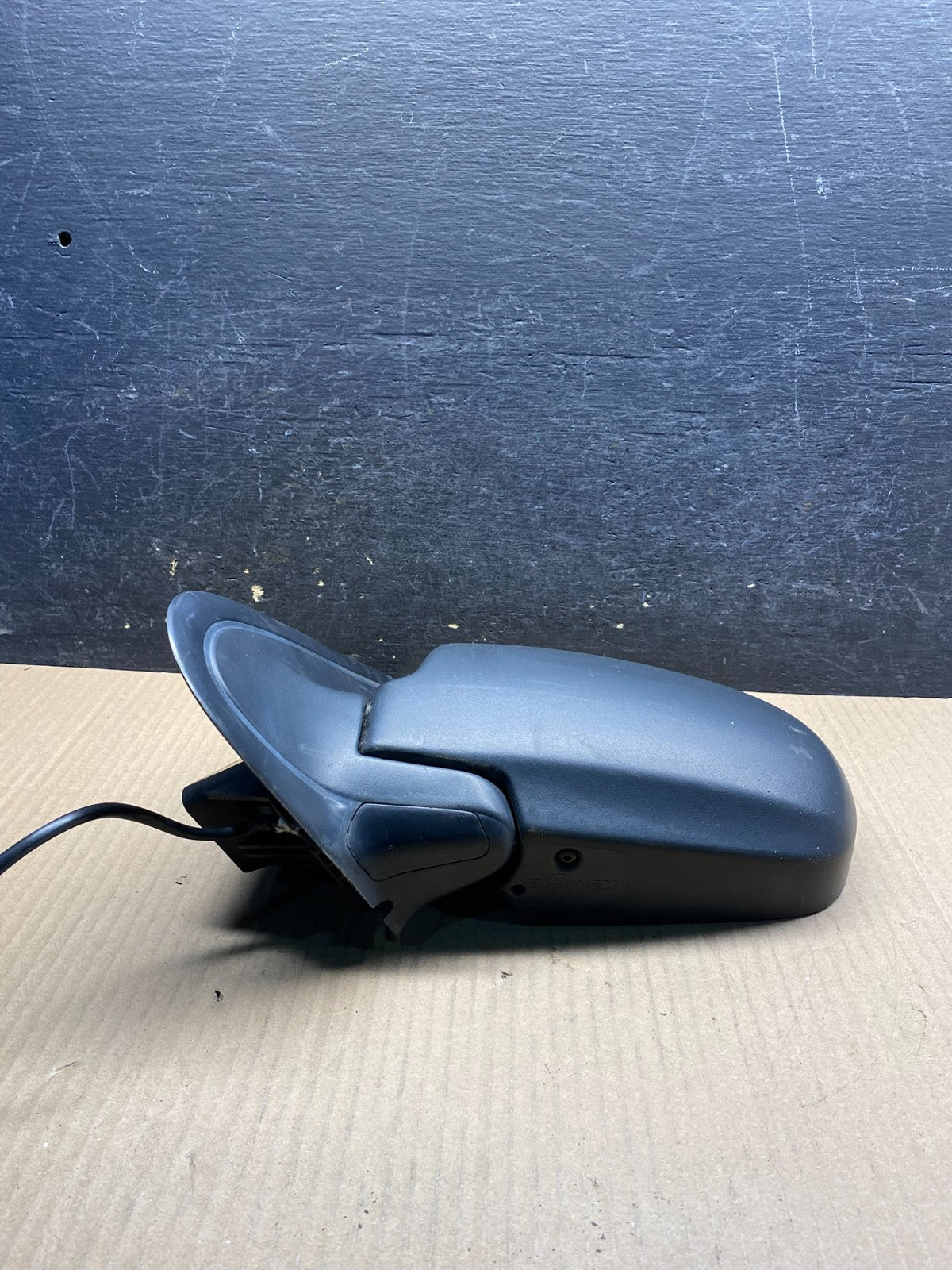 2001 to 2006 Mazda Tribute Left Driver LH Side View Door Mirror AI0330 DG3