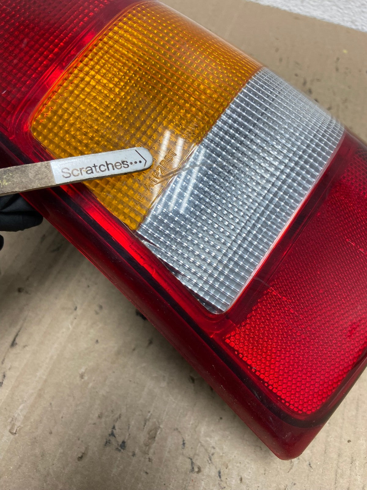 1999-2004 Jeep Grand Cherokee WJ Right Passenger Rh Tail Light AF5902 LK3