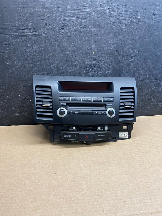 2010-2015 Mitsubishi Lancer Radio AM/FM CD Player Air Vent ah1253 DG0