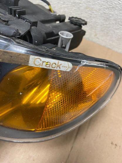 2002 to 2005 BMW 3 E46 Sedan Left Driver Halogen OEM Headlight X92837