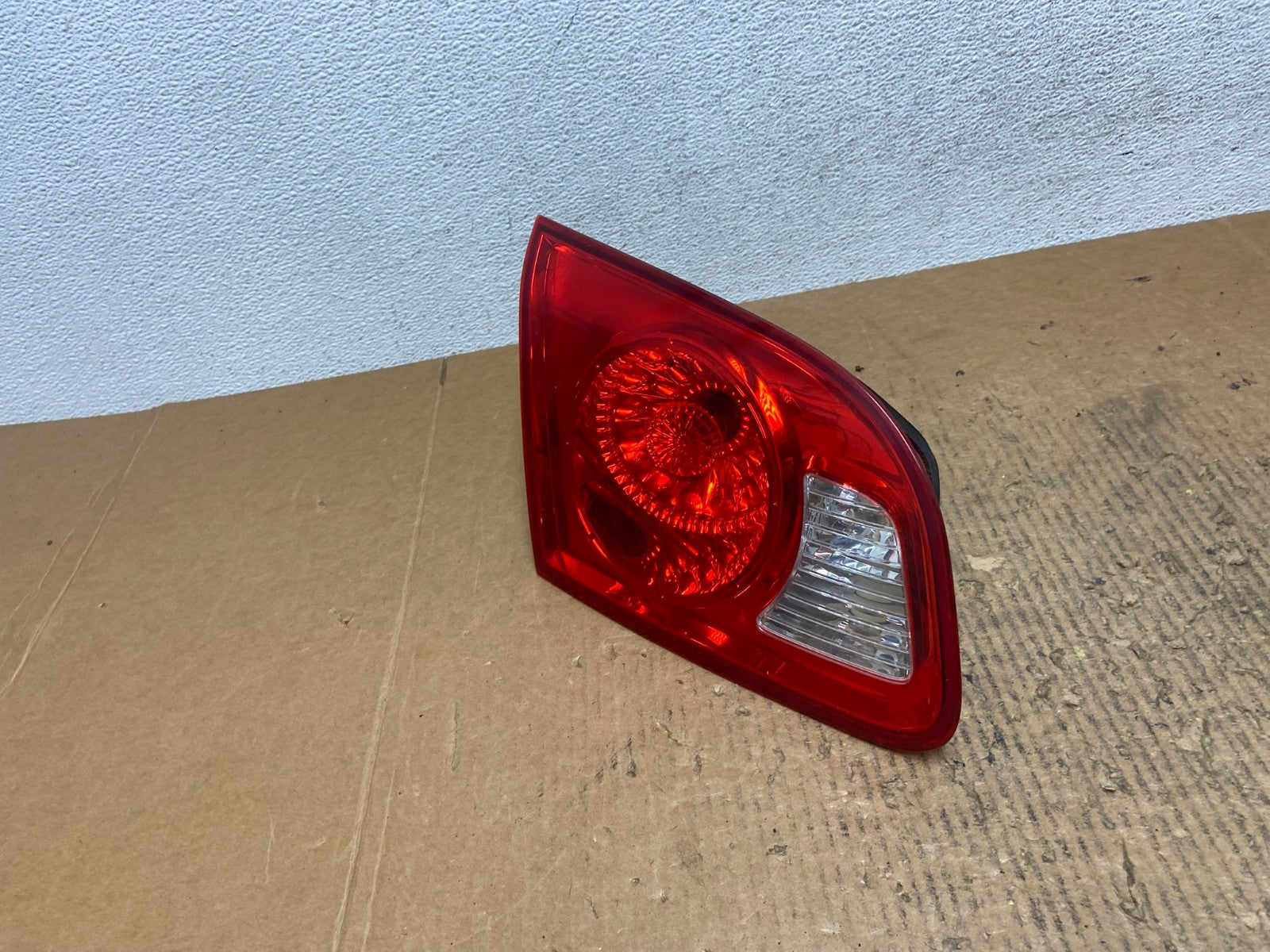 2007 2008 2009 Hyundai Santa Fe Left Driver LH Tail Light Inner AE2608 LK1