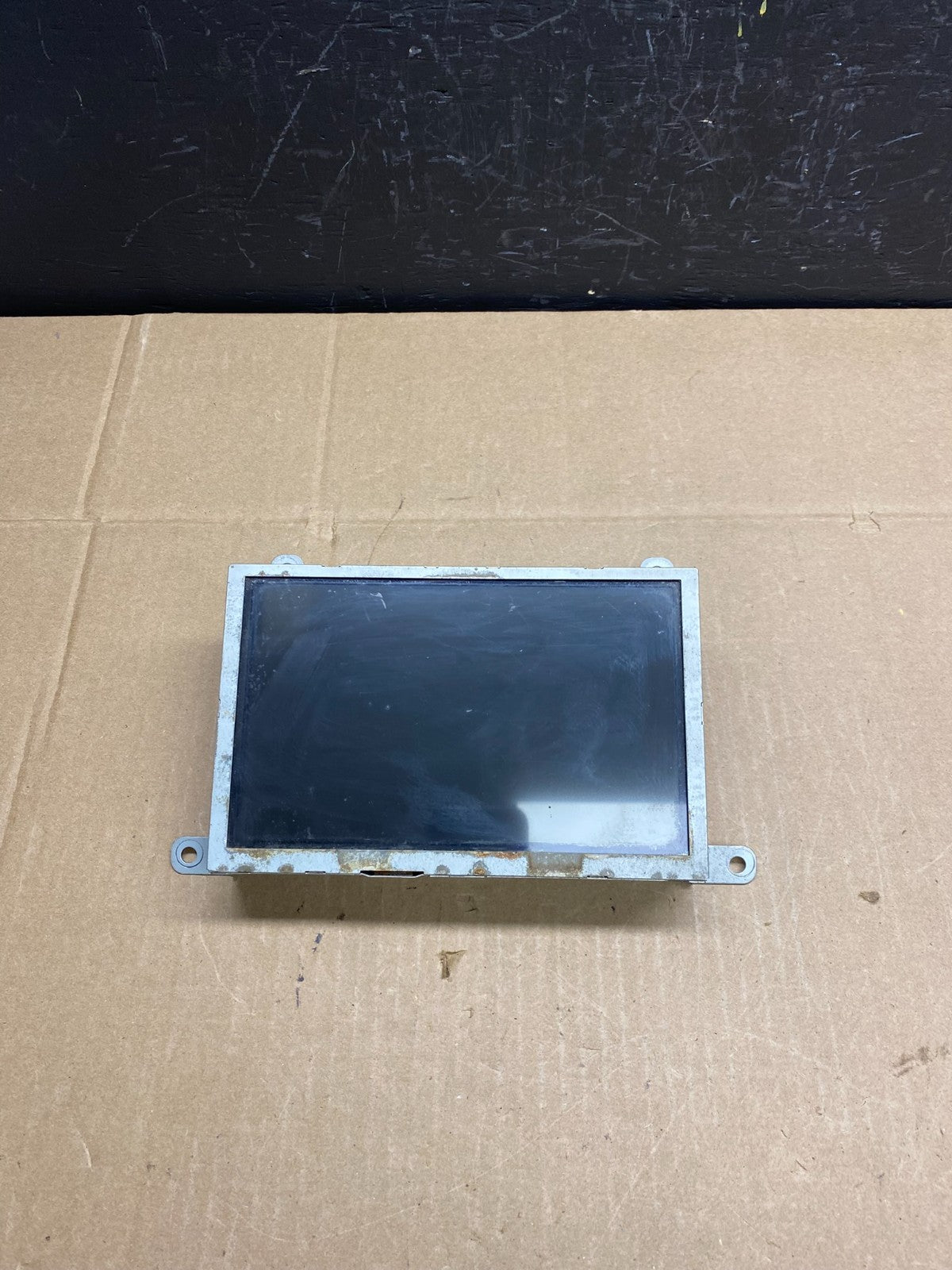 2011 to 2012 Ford Taurus Radio Information Display Screen Monitor AB9200 DG0