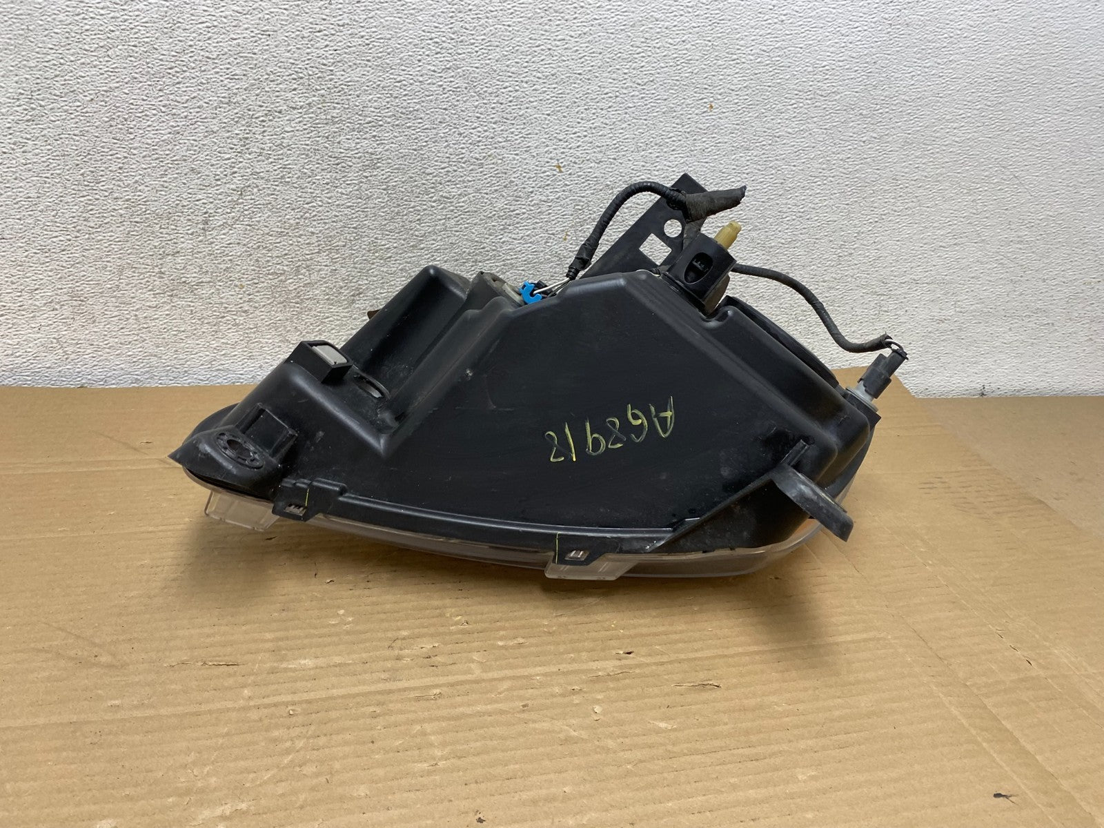 2011-2013 Jeep Grand Cherokee Right Passenger Halogen Headlight AG8918 DW5