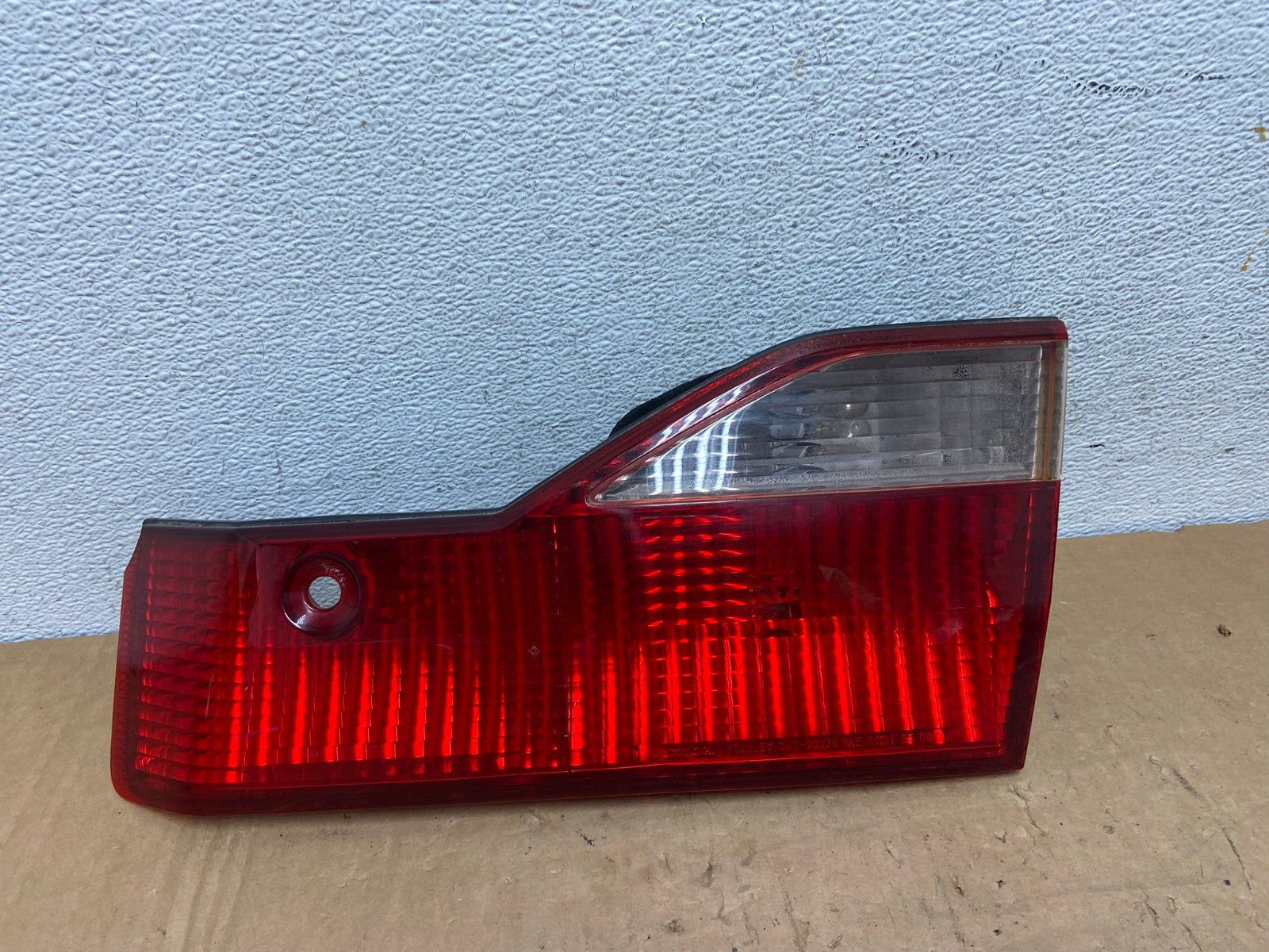 1998 to 2000 Honda Accord Right Passenger Side Inner Tail Light AA7008 LK0