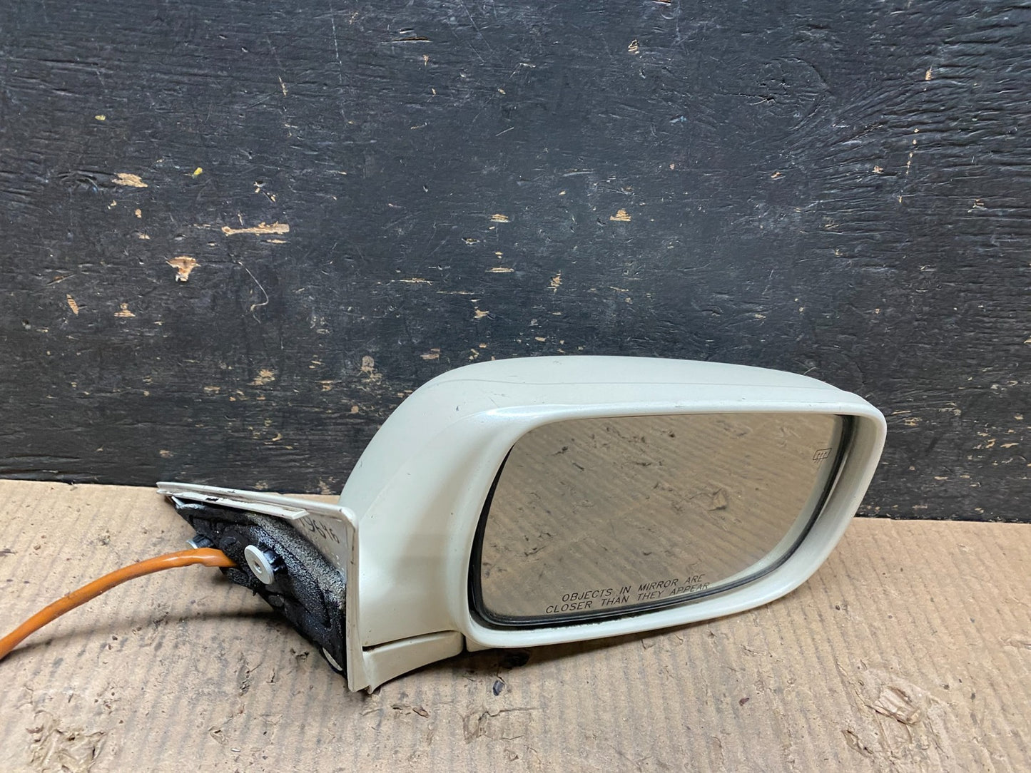 2000 to 2004 Subaru Legacy Right Passenger RH Door Mirror Oem T9646 DG1