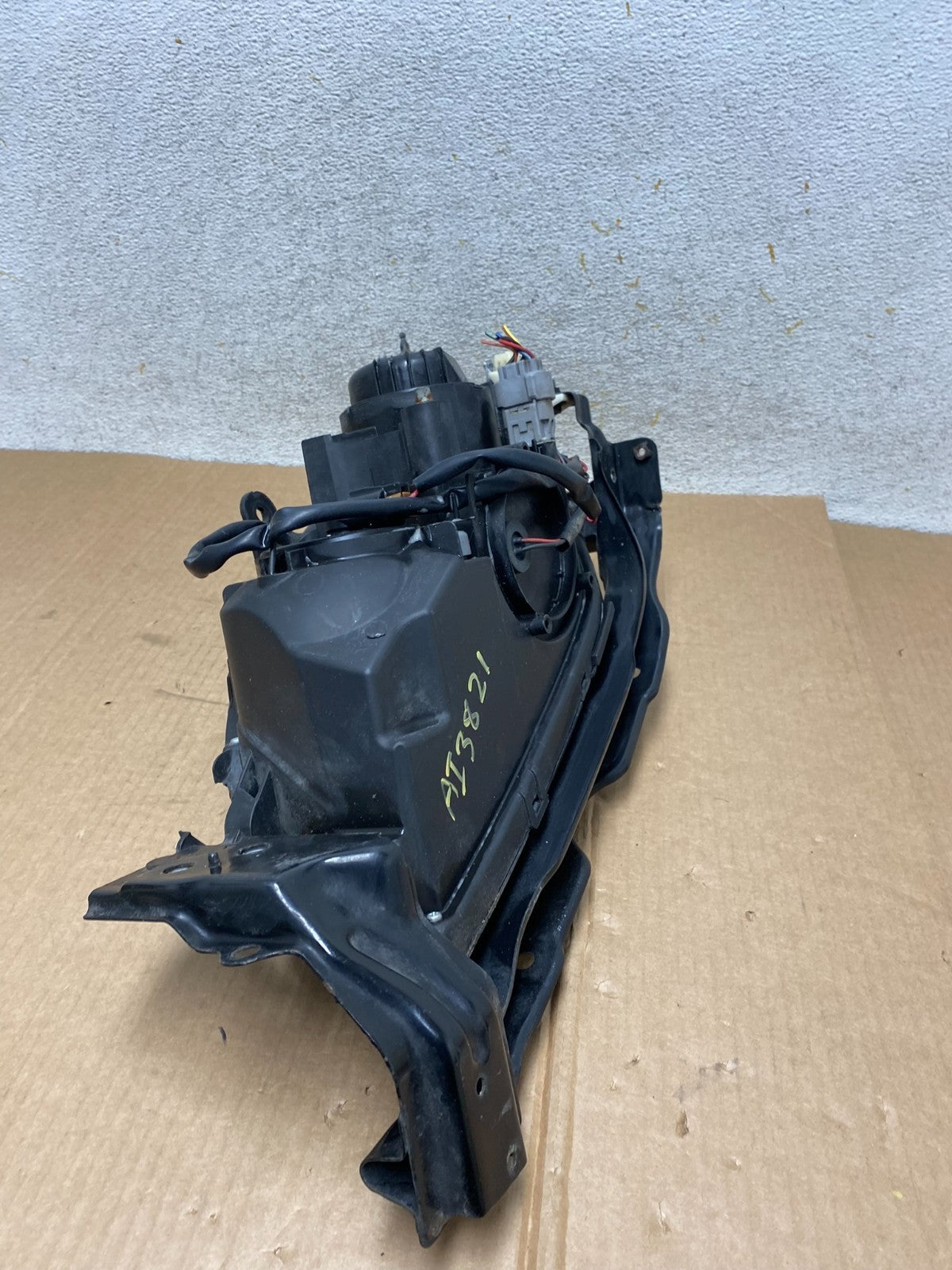 2006 to 2007 Subaru Impreza Right Passenger Side Halogen Headlight AI3821 DW9