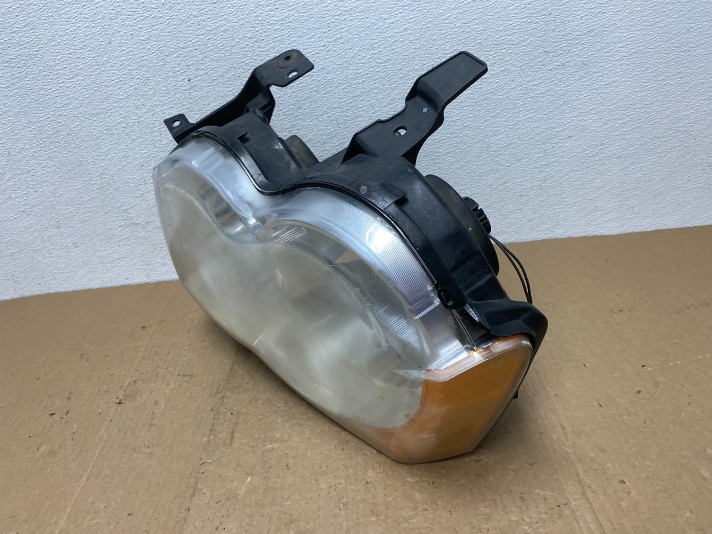 2008-2010 Jeep Grand Cherokee Left LH Driver Side Halogen Headlight AC5795 DW1